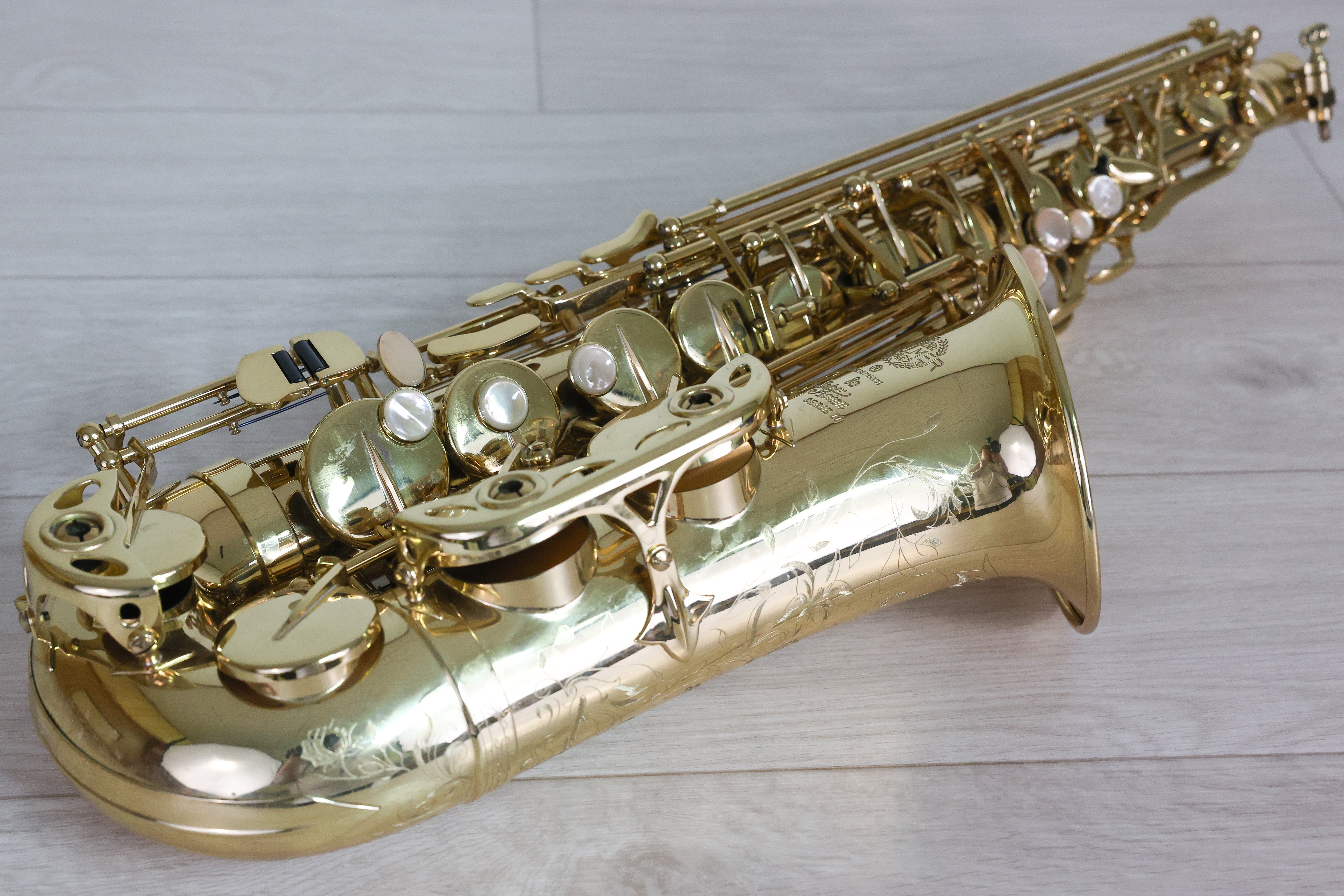 e)美品 全音域音出し確認済 ビンテージ アルトサックス　セルマーケース付き ☆SELMER SERIE Ⅲ セルマー アルトサックス 彫刻 管楽器 ケース